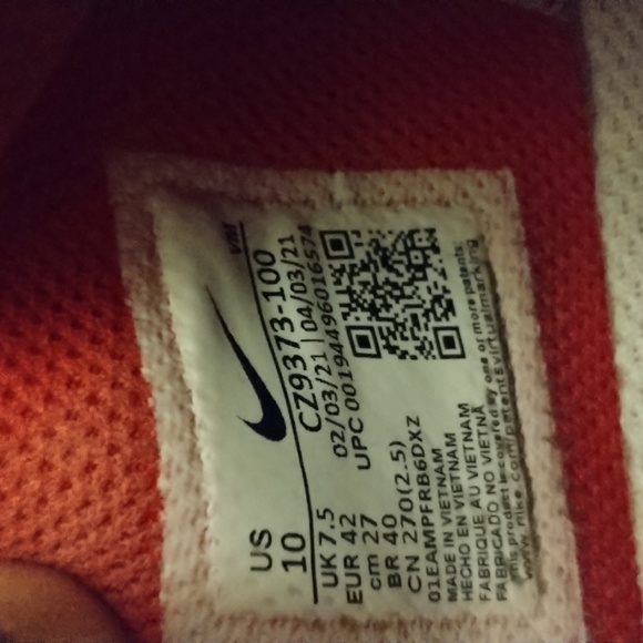 Shoes - Picture 3 of 3